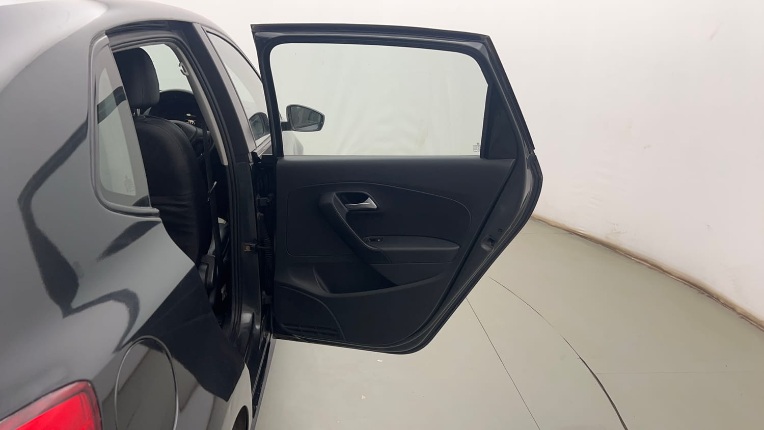 Used 2016 Volkswagen Polo Comfortline 1.2L (P) Petrol Manual interior RIGHT REAR DOOR OPEN VIEW