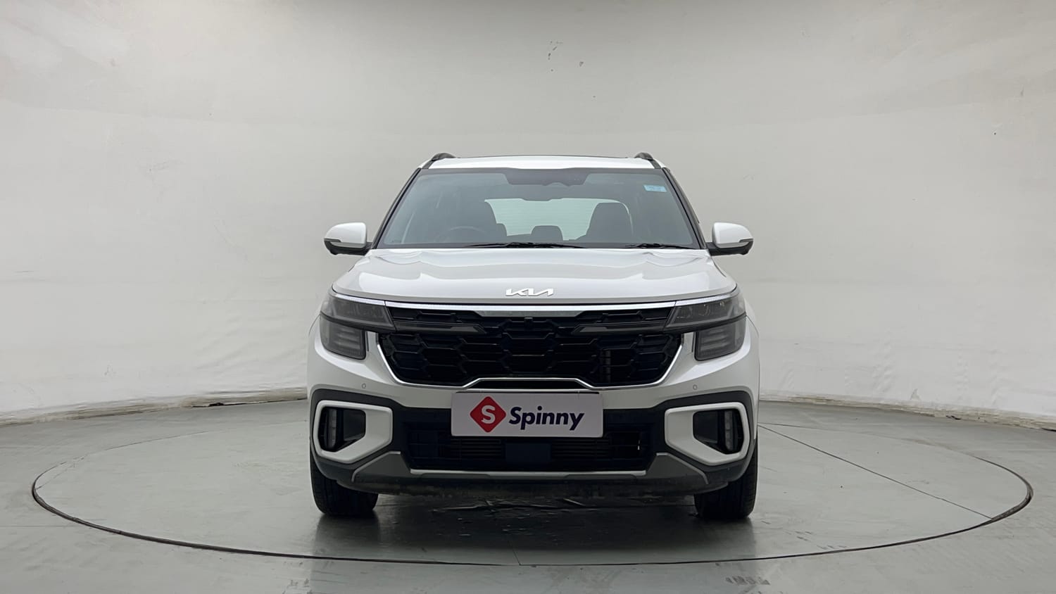 Used 2025 Kia Seltos GTX Plus 1.5 Turbo Petrol DCT Petrol Automatic exterior FRONT VIEW