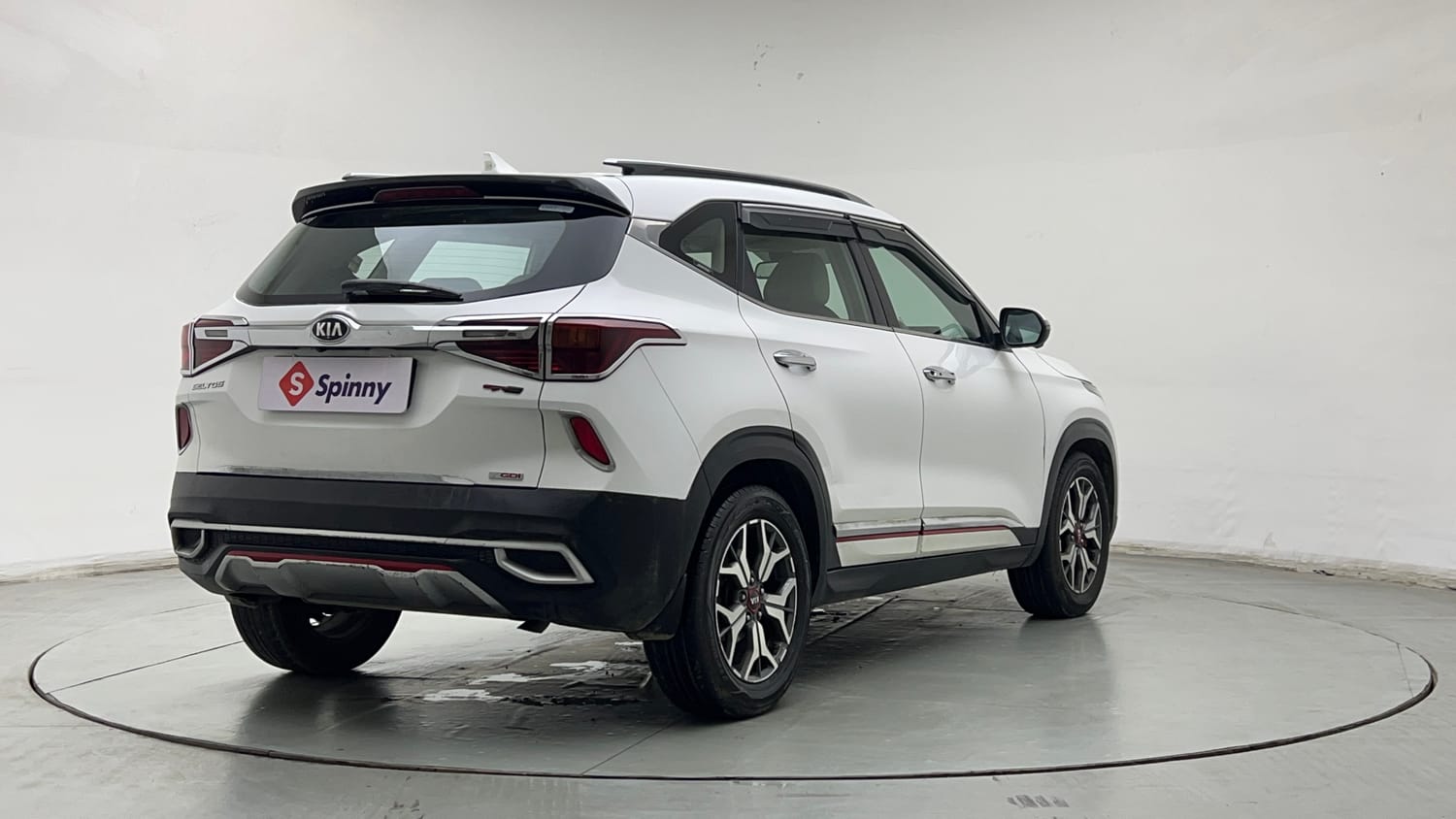 Used 2020 Kia Seltos GTX Plus 1.4 Petrol Manual exterior RIGHT REAR CORNER VIEW