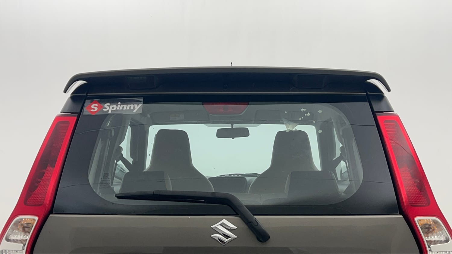 Used 2024 Maruti Suzuki Wagon R ZXI Plus 1.2 Petrol Manual top_features Rear wiper