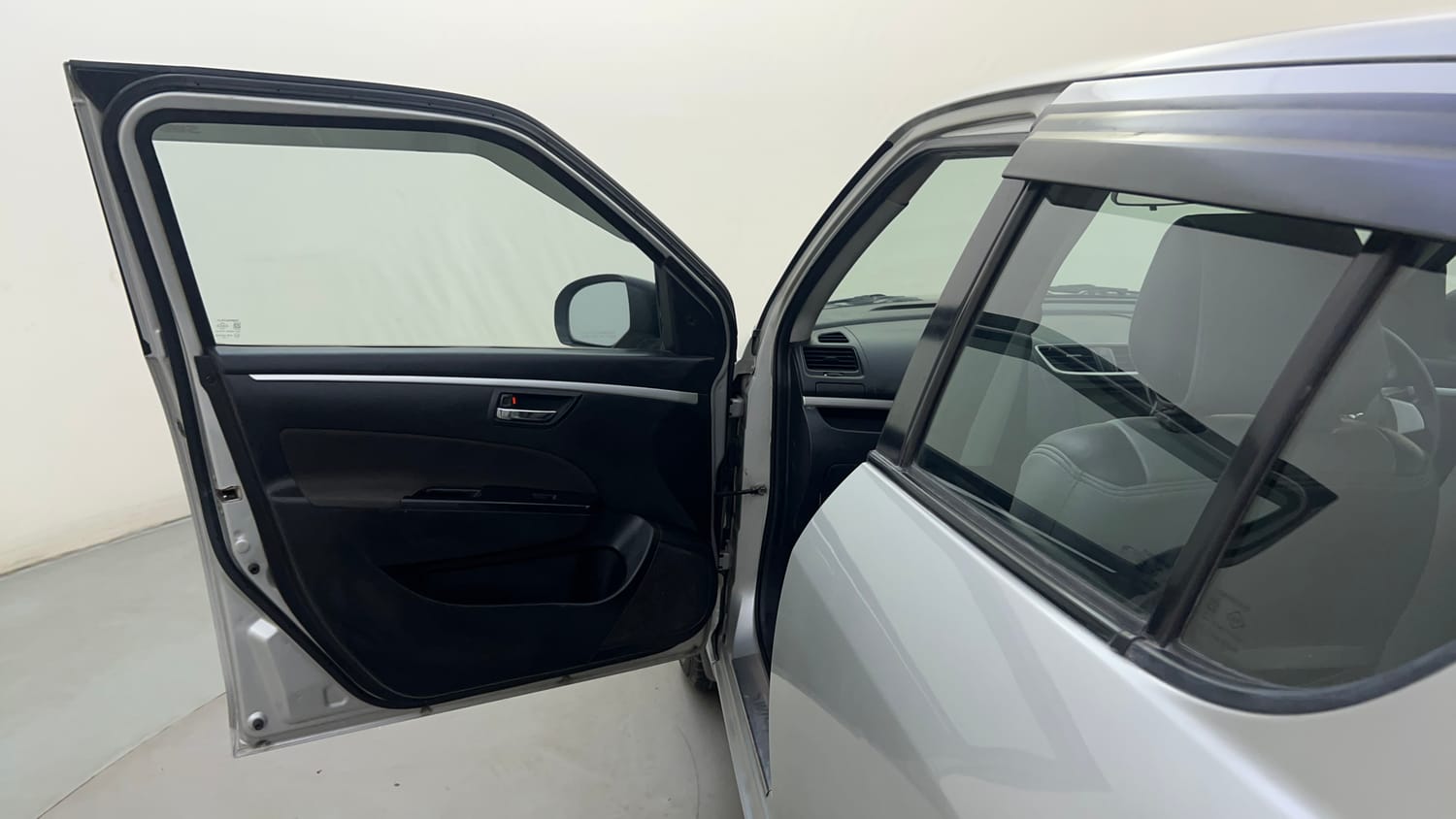 Used 2012 Maruti Suzuki Swift VXi Petrol Manual interior LEFT FRONT DOOR OPEN VIEW