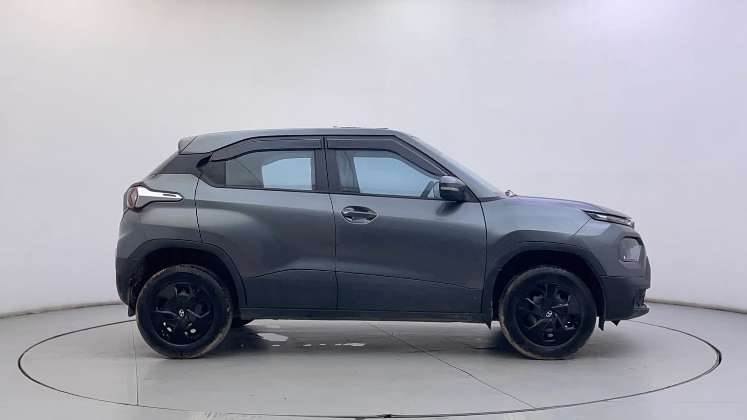 Used 2022 Tata Punch Adventure MT Petrol Manual exterior RIGHT SIDE VIEW