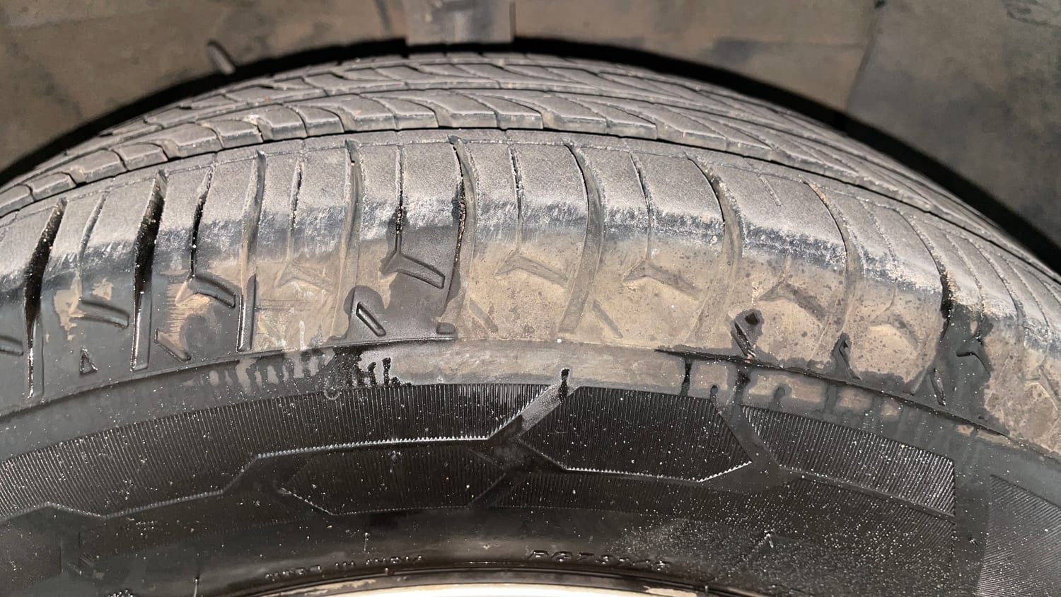Used 2020 Hyundai Santro Sportz AMT Petrol Automatic tyres RIGHT FRONT TYRE TREAD VIEW