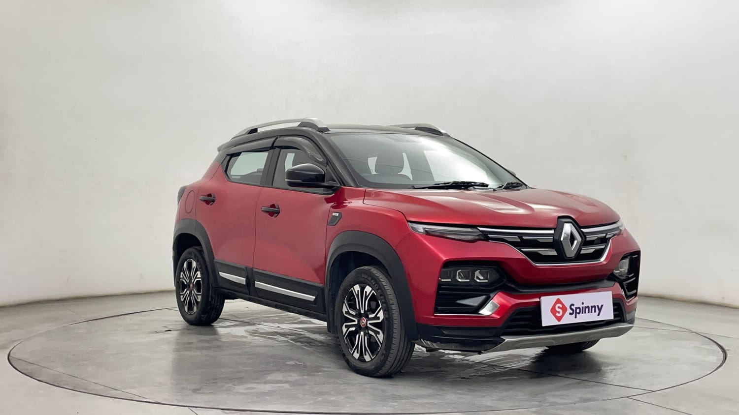 Used 2022 Renault Kiger RXZ AMT Petrol Automatic exterior RIGHT FRONT CORNER VIEW
