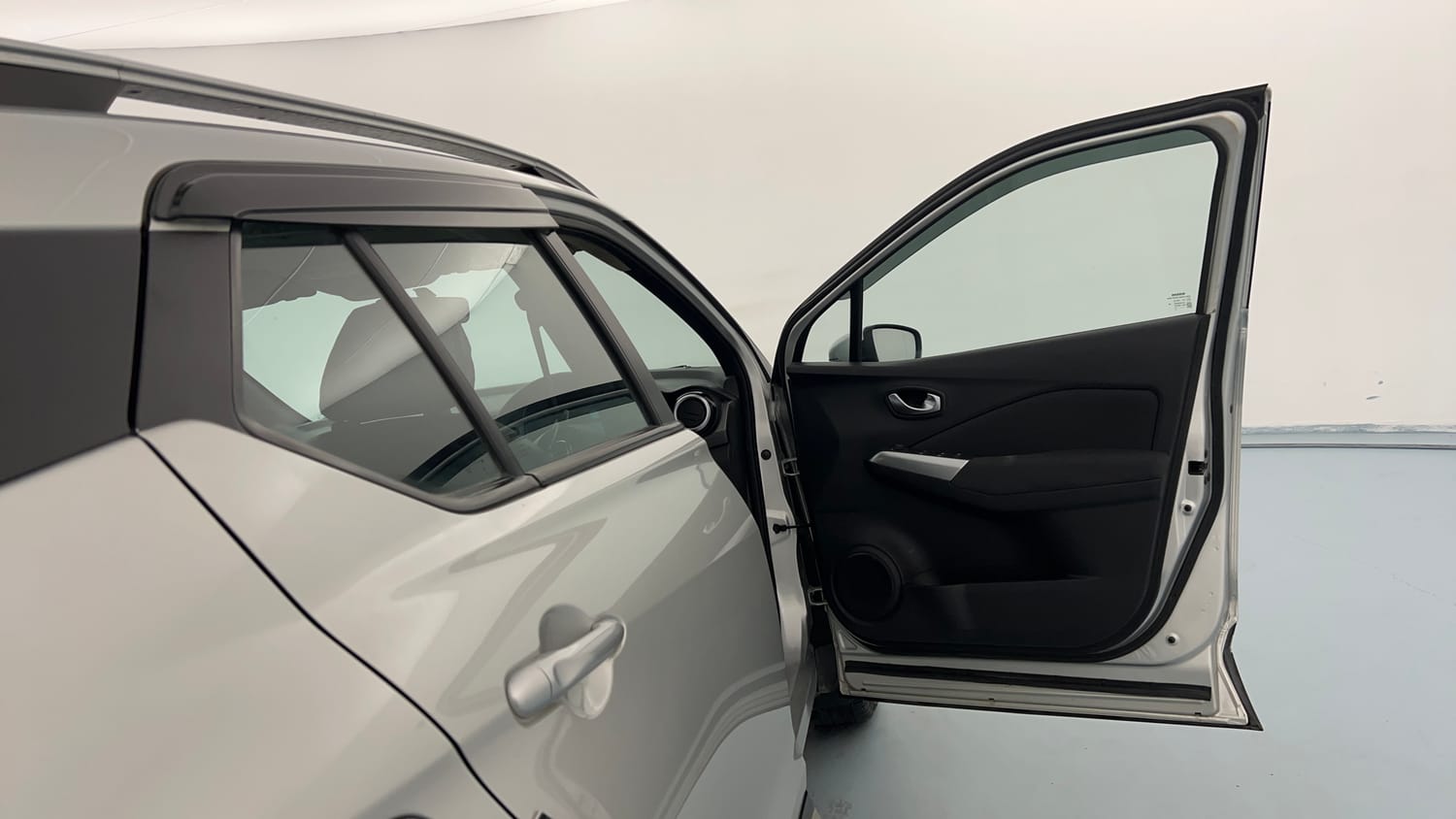 Used 2021 Nissan Kicks XV 1.5 Petrol Manual interior RIGHT FRONT DOOR OPEN VIEW