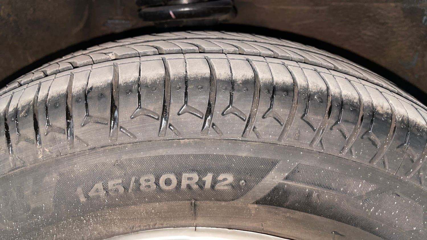 Used 2017 Maruti Suzuki Alto 800 VXi (O) Petrol Manual tyres RIGHT FRONT TYRE TREAD VIEW