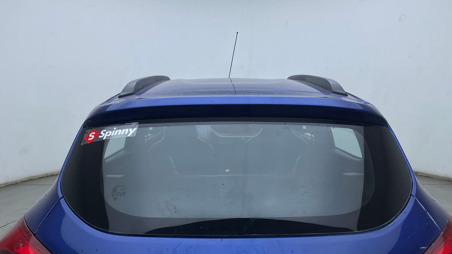Used 2018 Renault Kwid CLIMBER 1.0 Petrol Manual exterior BACK WINDSHIELD VIEW
