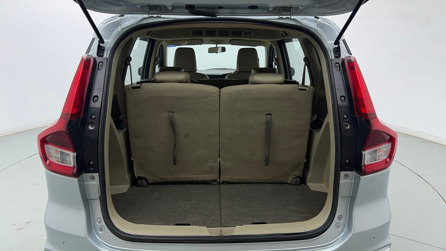 Used 2022 Maruti Suzuki New Ertiga VXi Petrol Manual interior DICKY INSIDE VIEW