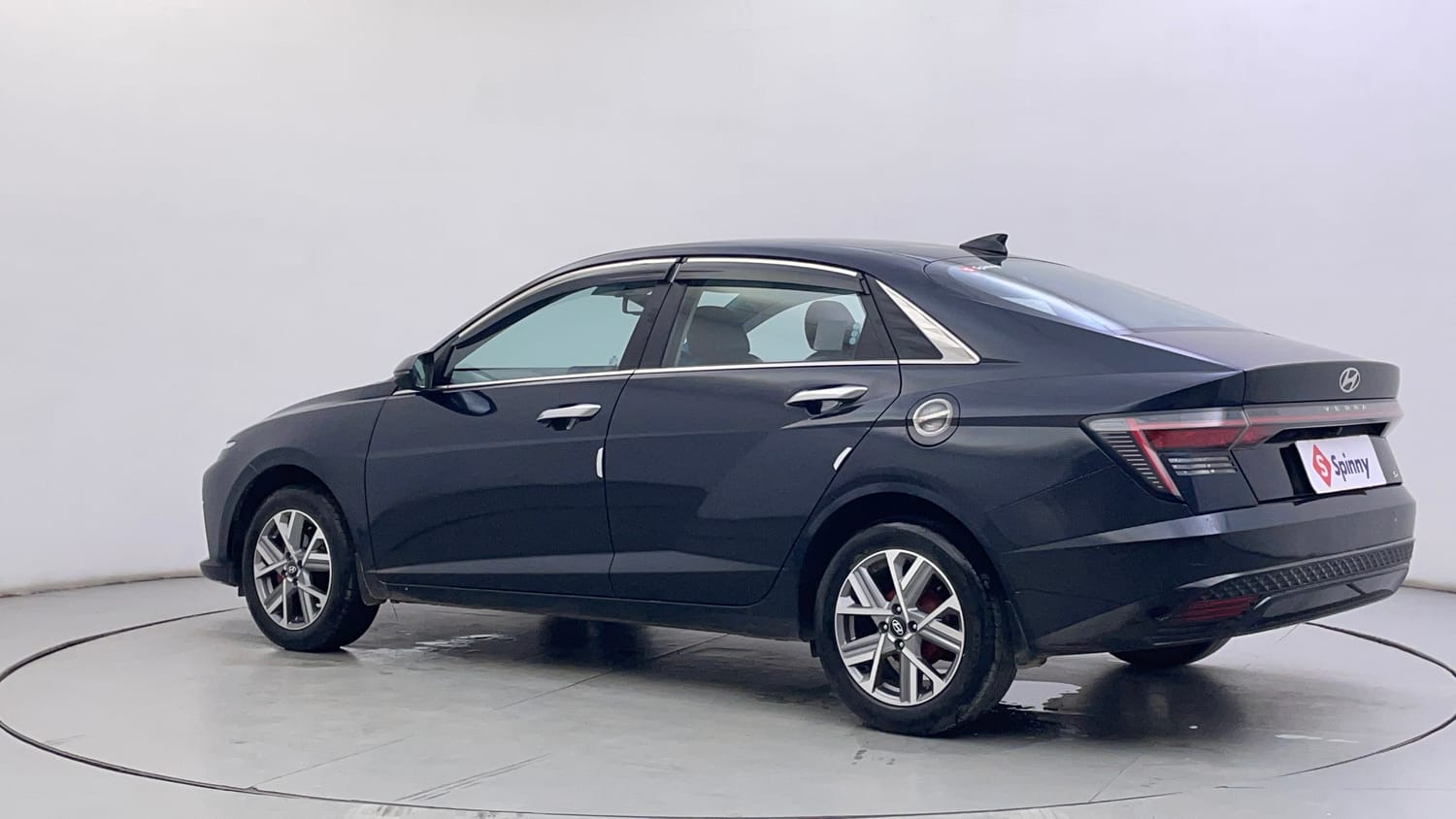 Used 2023 Hyundai Verna SX 1.5 MPi Petrol Manual exterior LEFT REAR CORNER VIEW