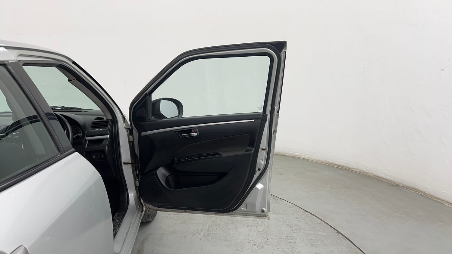 Used 2012 Maruti Suzuki Swift ZDi Diesel Manual interior RIGHT FRONT DOOR OPEN VIEW