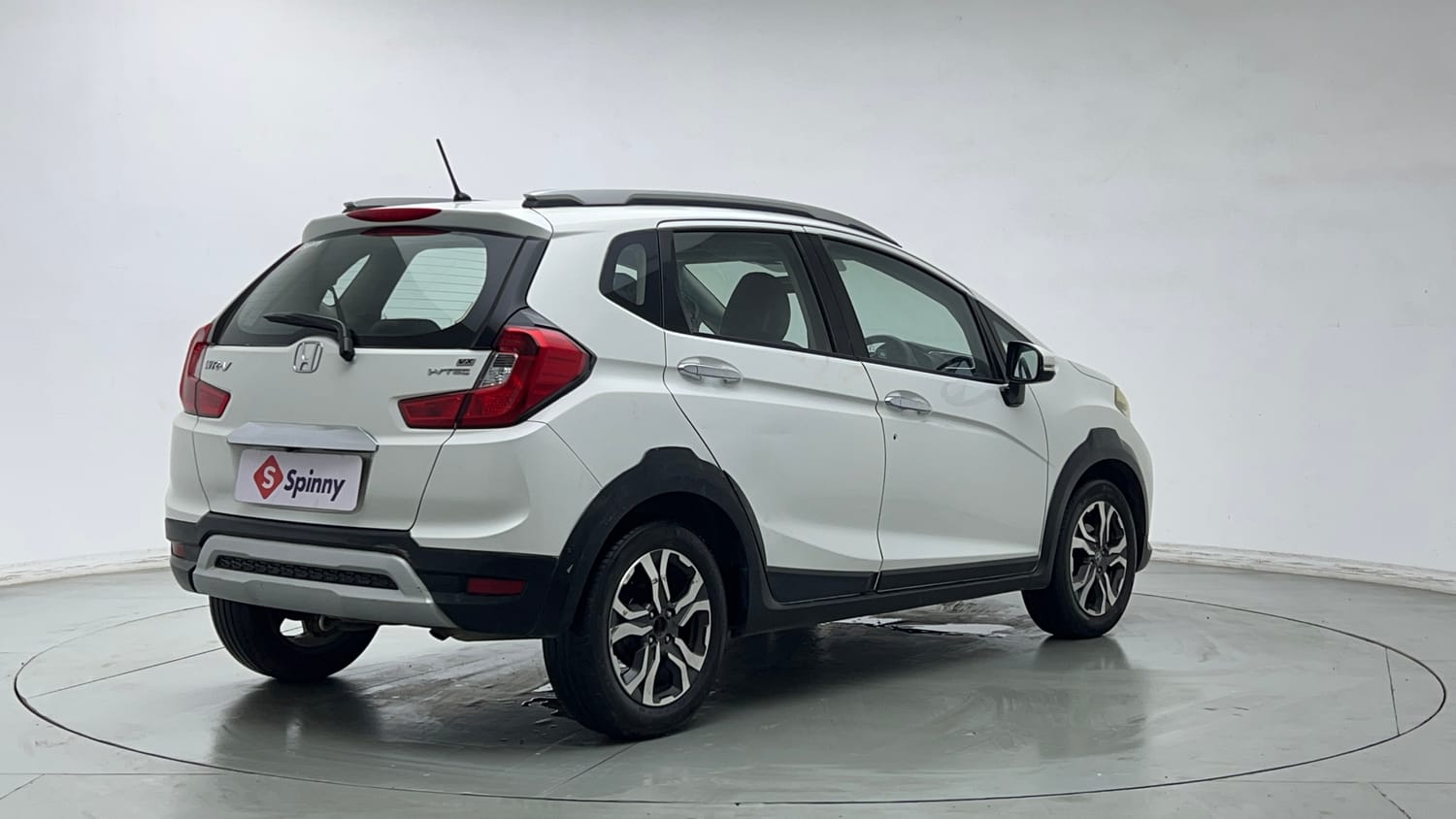 Used 2017 Honda WR-V VX MT Petrol Petrol Manual exterior RIGHT REAR CORNER VIEW