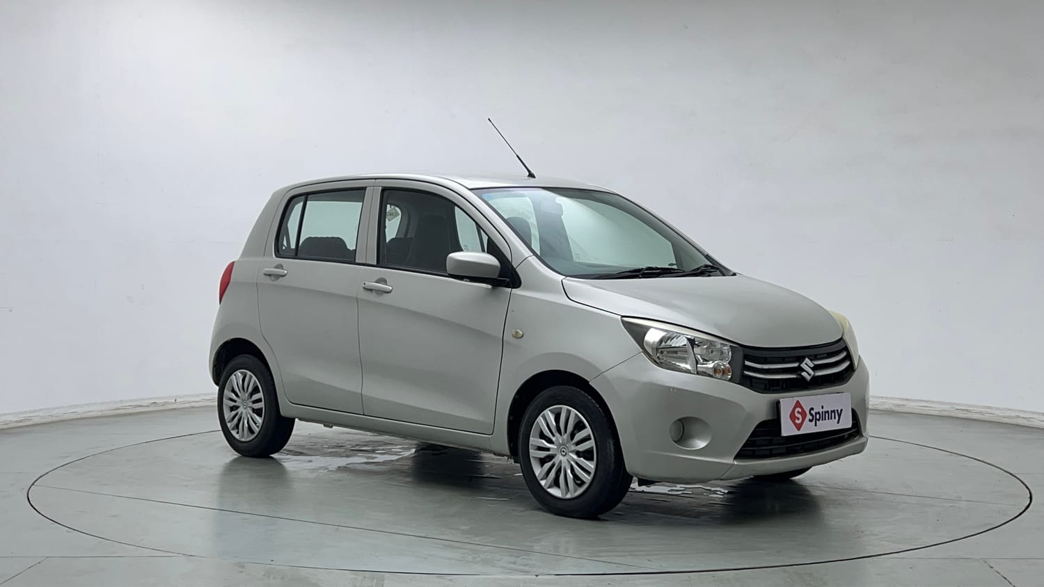 Used 2016 Maruti Suzuki Celerio VXi CNG Cng Manual exterior RIGHT FRONT CORNER VIEW