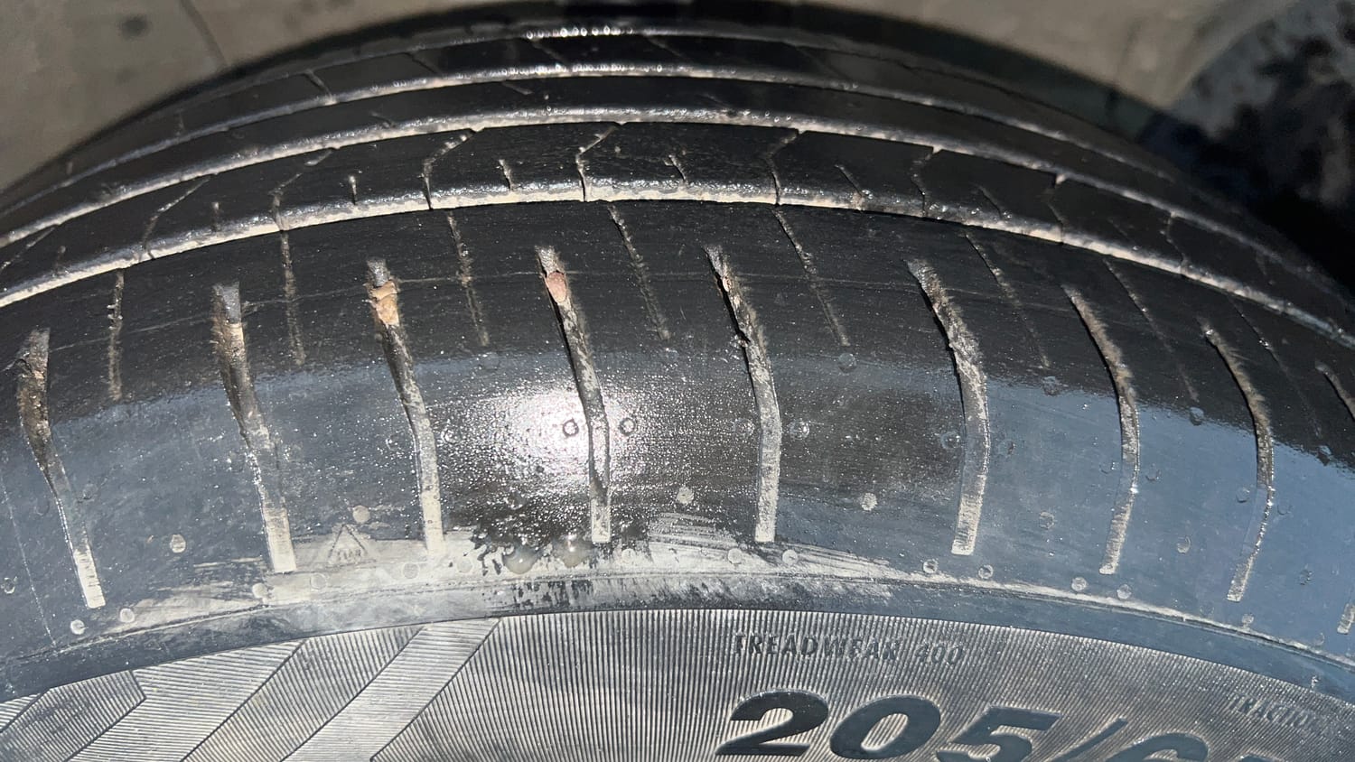 Used 2022 Hyundai Creta S 1.5 Petrol iMT Petrol Manual tyres RIGHT FRONT TYRE TREAD VIEW