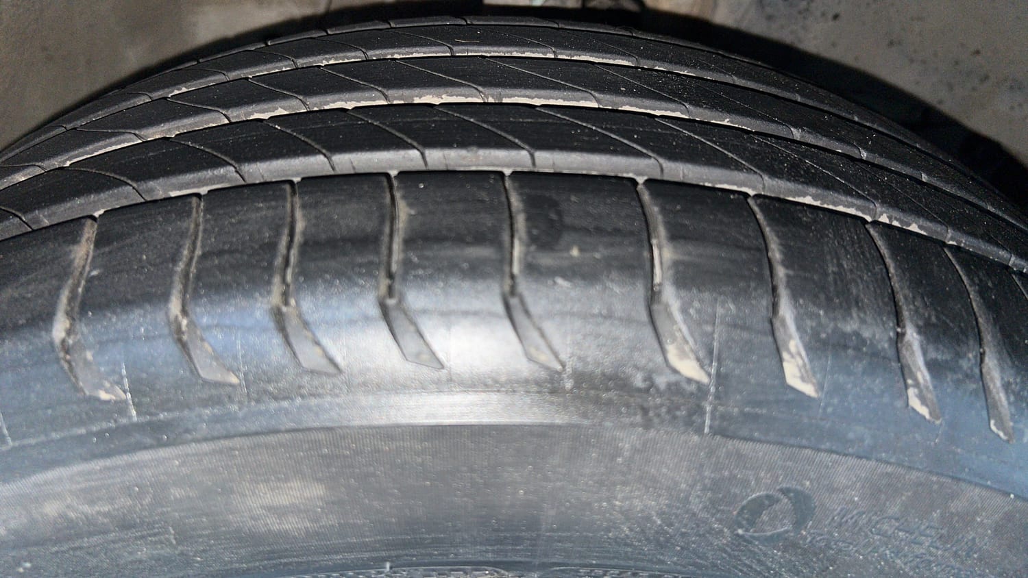 Used 2017 Honda WR-V VX MT Petrol Petrol Manual tyres RIGHT FRONT TYRE TREAD VIEW