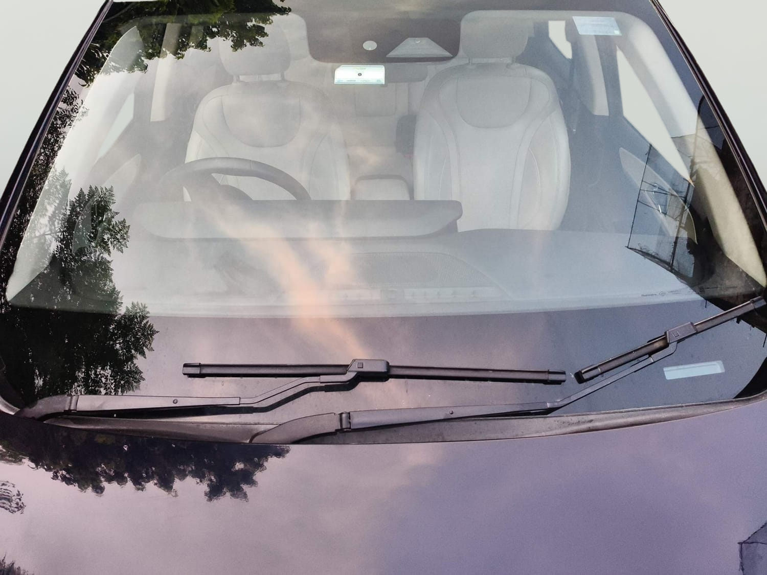 Used 2022 Mahindra XUV700 AX 7 Diesel AT AWD Luxury Pack 7 STR Diesel Automatic exterior FRONT WINDSHIELD VIEW