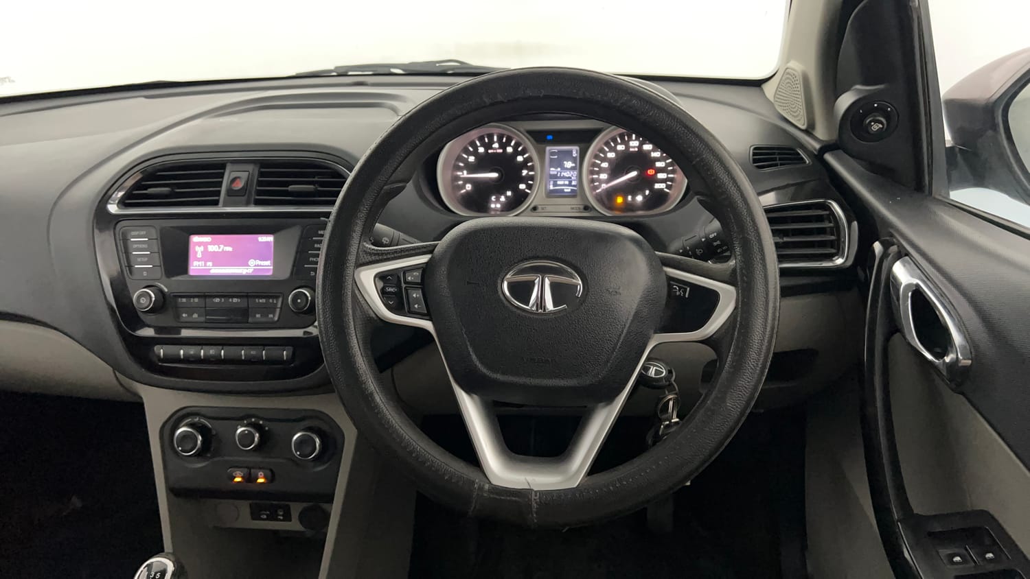 Used 2017 Tata Tiago Revotron XZ Petrol Manual interior STEERING VIEW