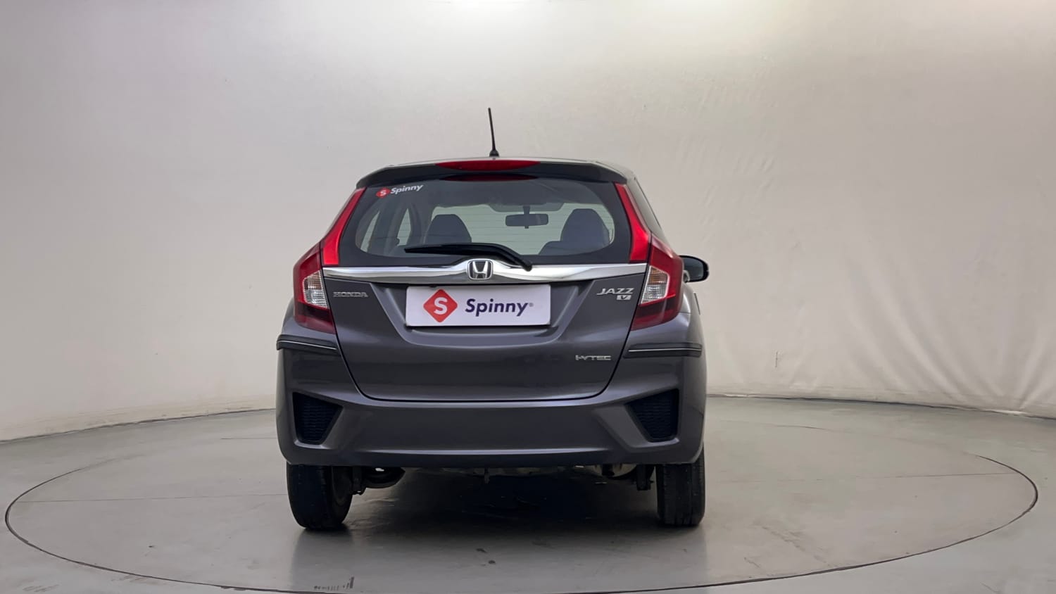 Used 2018 Honda Jazz V AT Petrol Petrol Automatic exterior BACK VIEW