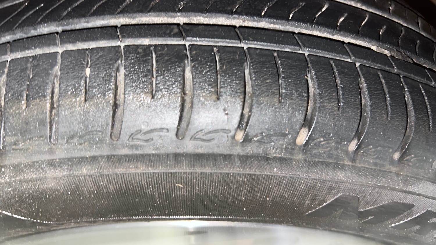 Used 2023 Hyundai Grand i10 Nios Asta 1.2 Kappa VTVT Petrol Manual tyres LEFT FRONT TYRE TREAD VIEW