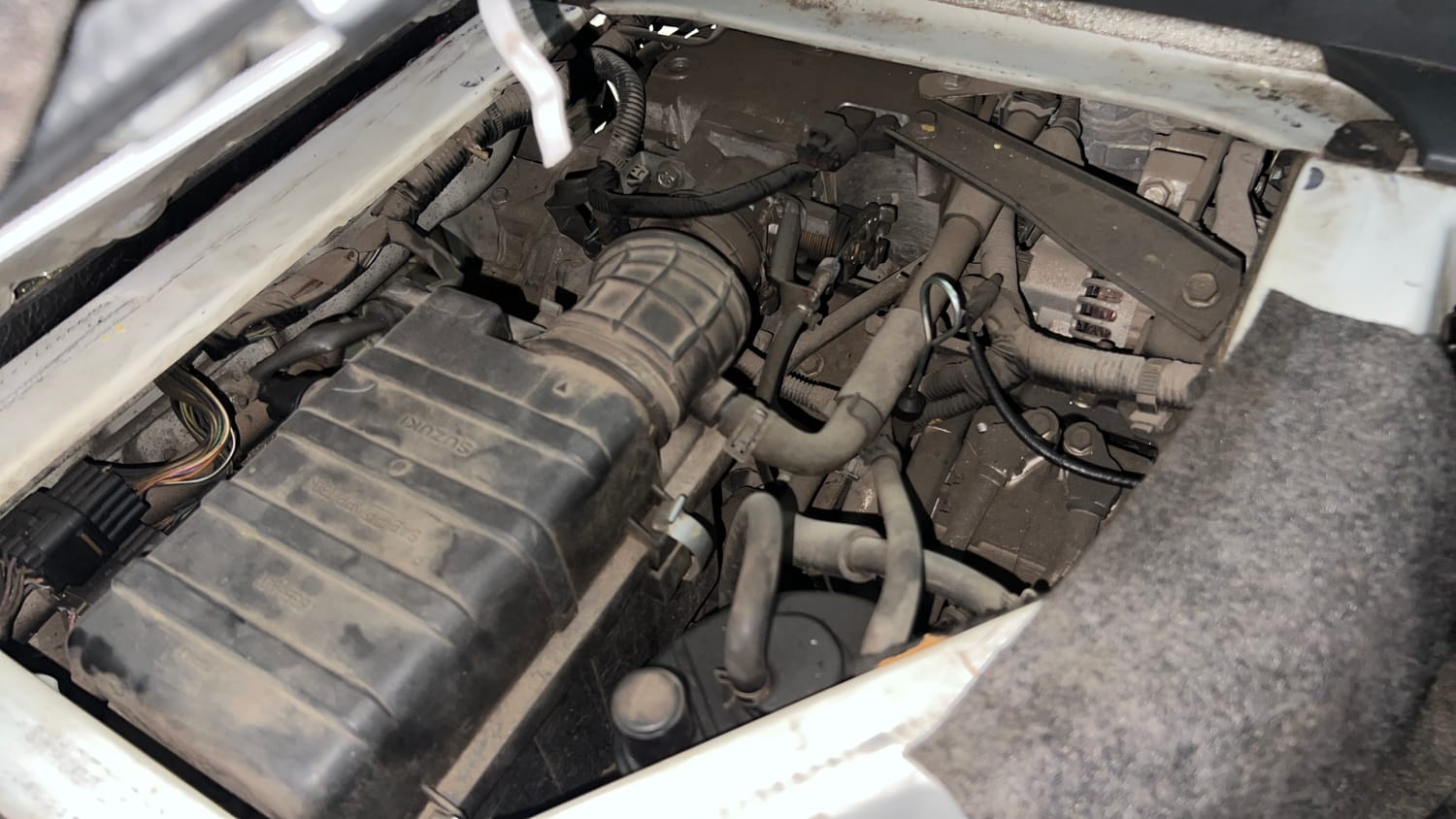 Used 2015 Maruti Suzuki Eeco 5 STR WITH A/C+HTR Petrol Manual engine ENGINE RIGHT SIDE VIEW