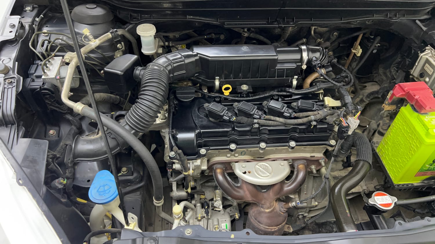 Used 2020 Maruti Suzuki S-Cross Zeta Petrol Manual engine ENGINE RIGHT SIDE VIEW