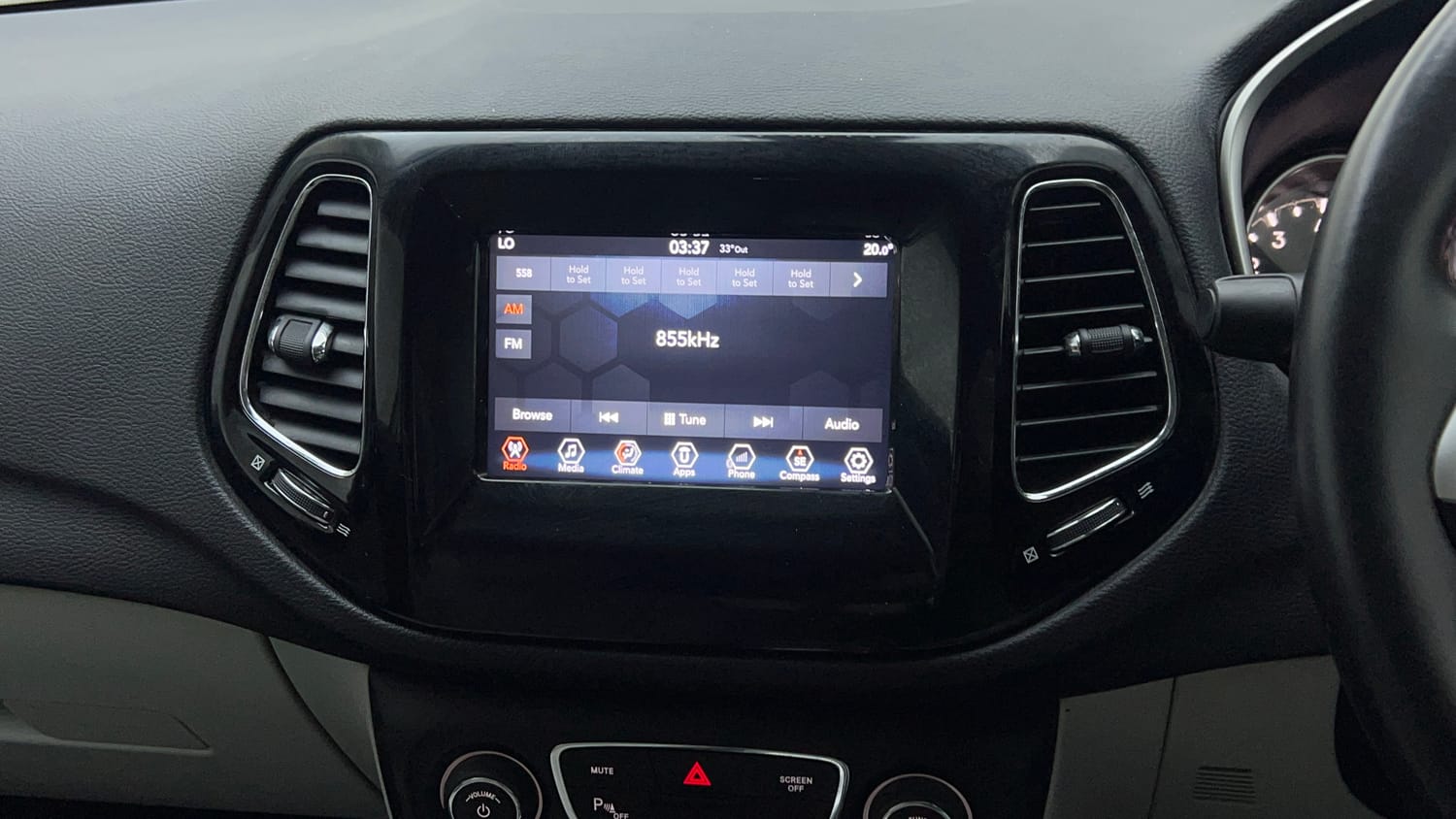 Used 2017 Jeep Compass Limited 1.4 Petrol AT Petrol Automatic top_features Integrated (in-dash) music system