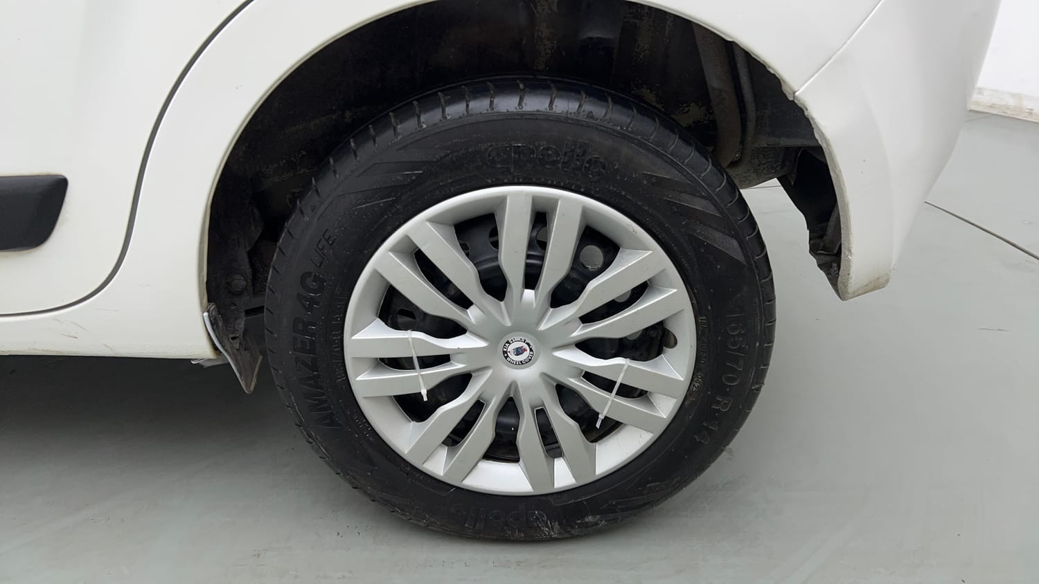 Used 2019 Maruti Suzuki Wagon R VXi 1.2 Petrol Manual tyres LEFT REAR TYRE RIM VIEW