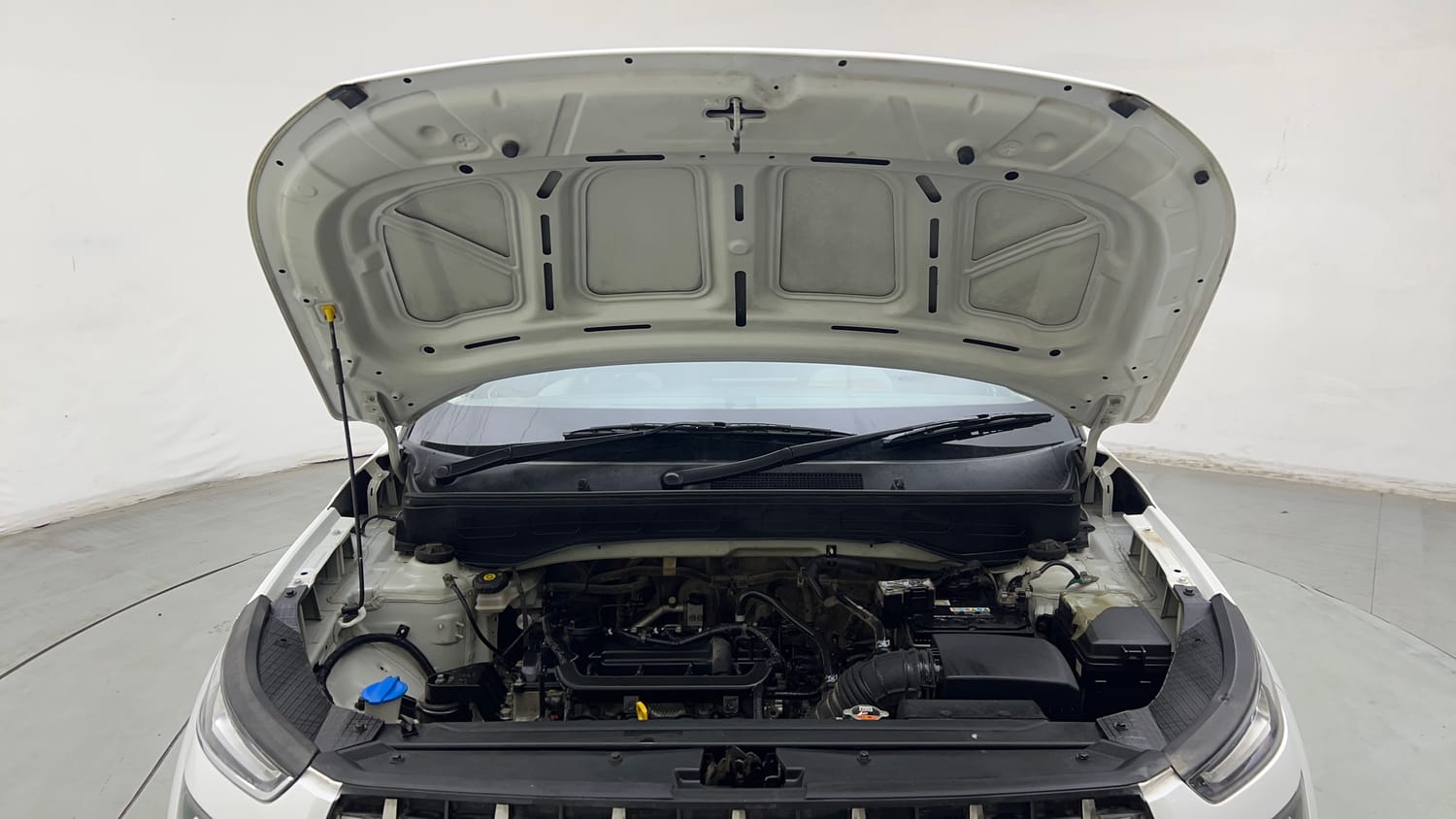 Used 2022 Hyundai Venue S Plus 1.2 Petrol Petrol Manual engine ENGINE & BONNET OPEN FRONT VIEW
