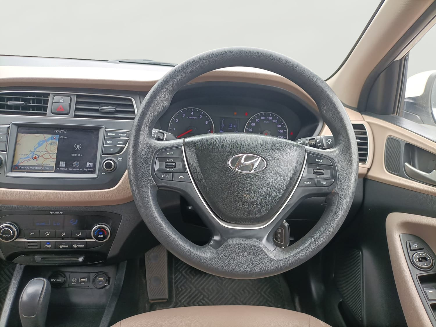 Used 2019 Hyundai Elite i20 Asta 1.2 AT Petrol Automatic interior STEERING VIEW