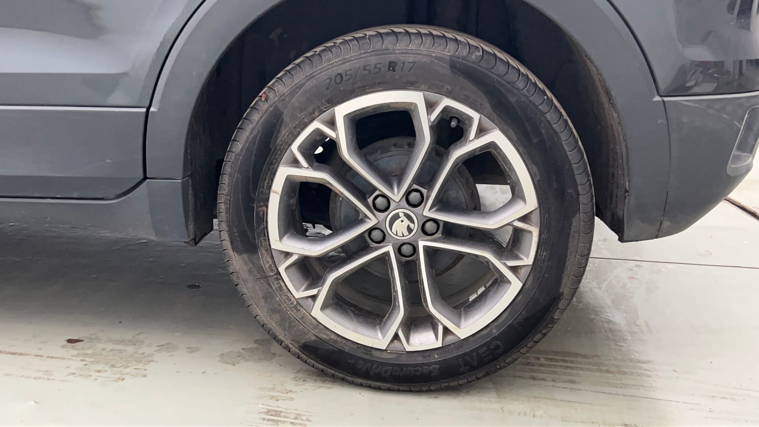 Used 2023 Skoda Kushaq Style 1.5L TSI MT Petrol Manual tyres LEFT REAR TYRE RIM VIEW
