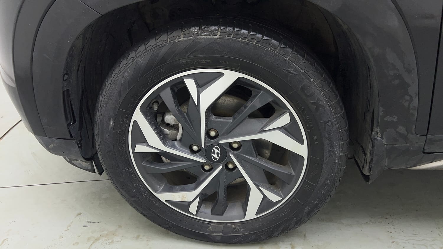 Used 2022 Hyundai Creta SX (O) 1.5 Diesel Diesel Manual tyres LEFT FRONT TYRE RIM VIEW