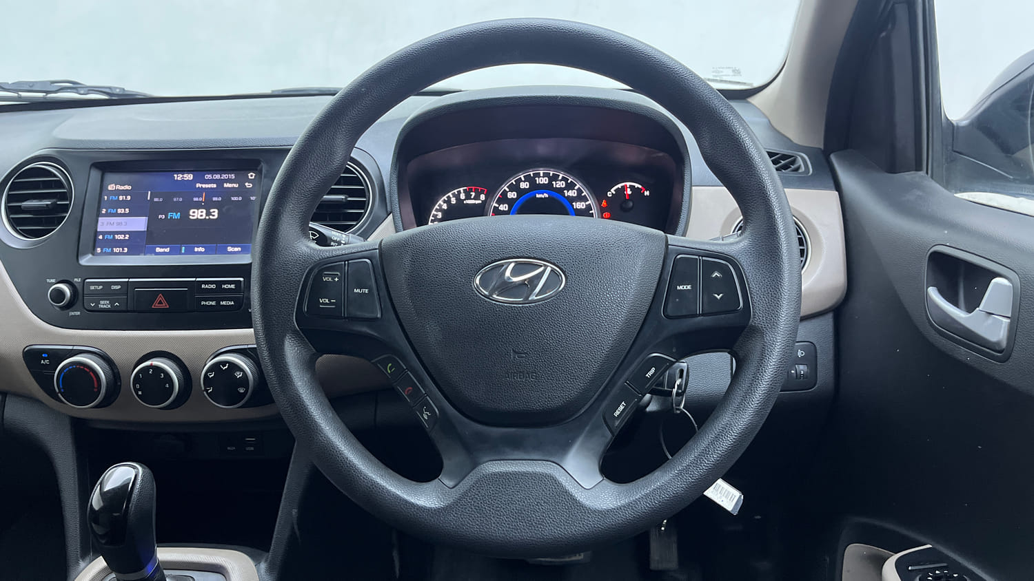 Used 2018 Hyundai Grand i10 Sportz AT 1.2 Kappa VTVT Petrol Automatic interior STEERING VIEW