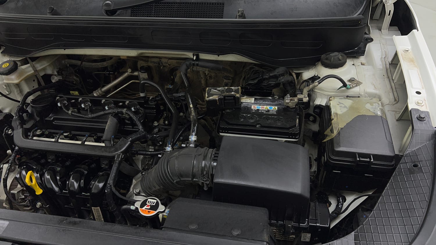 Used 2022 Hyundai Venue S Plus 1.2 Petrol Petrol Manual engine ENGINE LEFT SIDE VIEW