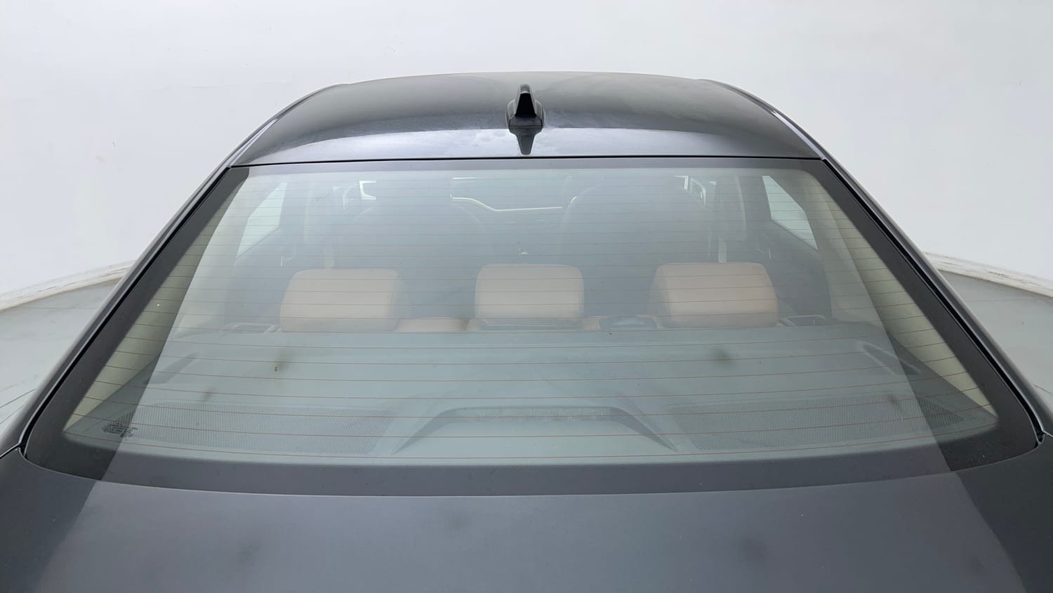 Used 2023 Volkswagen Virtus Highline 1.0 TSI AT Petrol Automatic exterior BACK WINDSHIELD VIEW