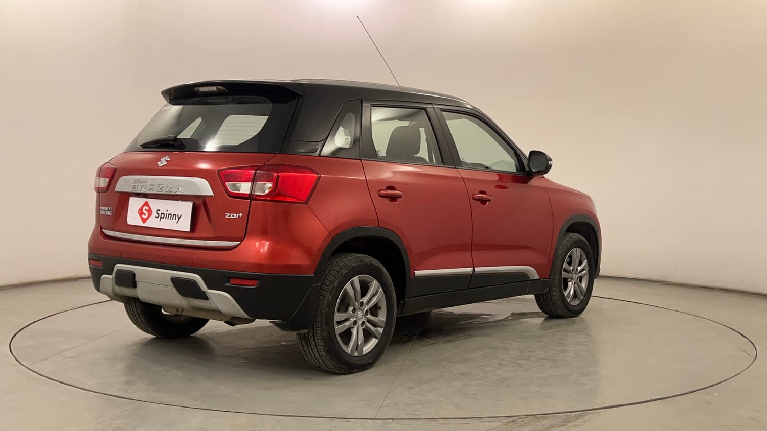 Used 2016 Maruti Suzuki Vitara Brezza [2016-2020] ZDi Plus Diesel Manual exterior RIGHT REAR CORNER VIEW