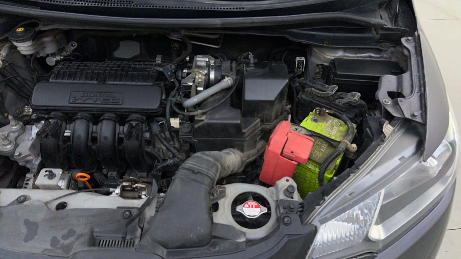 Used 2018 Honda Jazz V AT Petrol Petrol Automatic engine ENGINE LEFT SIDE VIEW