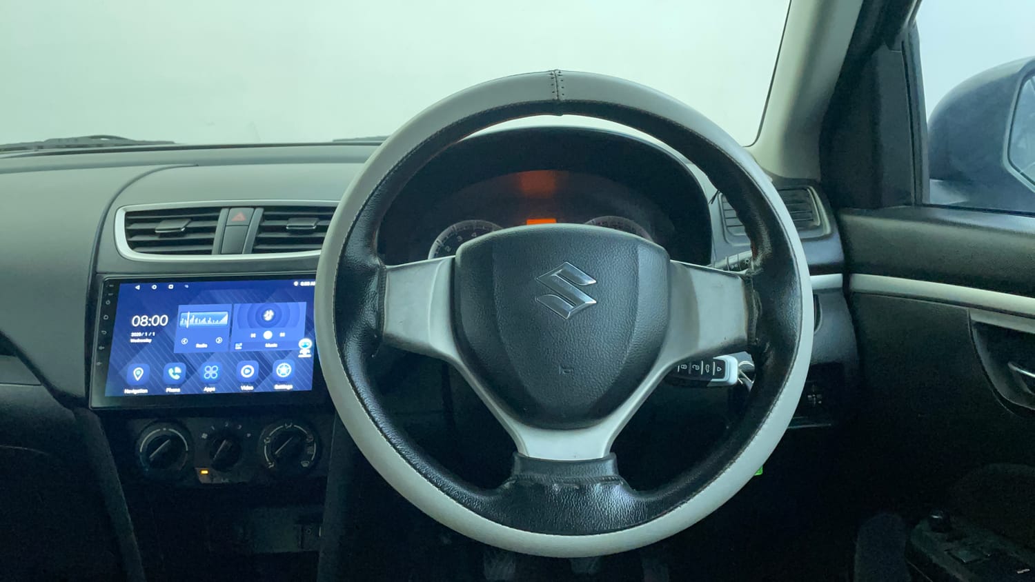 Used 2015 Maruti Suzuki Swift VXi Petrol Manual interior STEERING VIEW