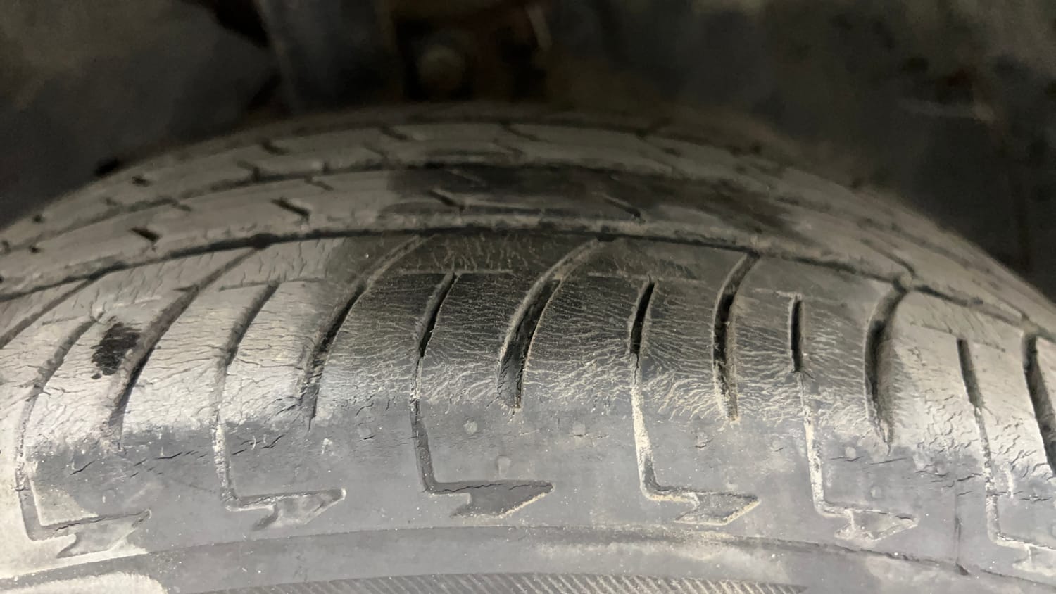 Used 2019 Ford EcoSport S Petrol Petrol Manual tyres LEFT FRONT TYRE TREAD VIEW