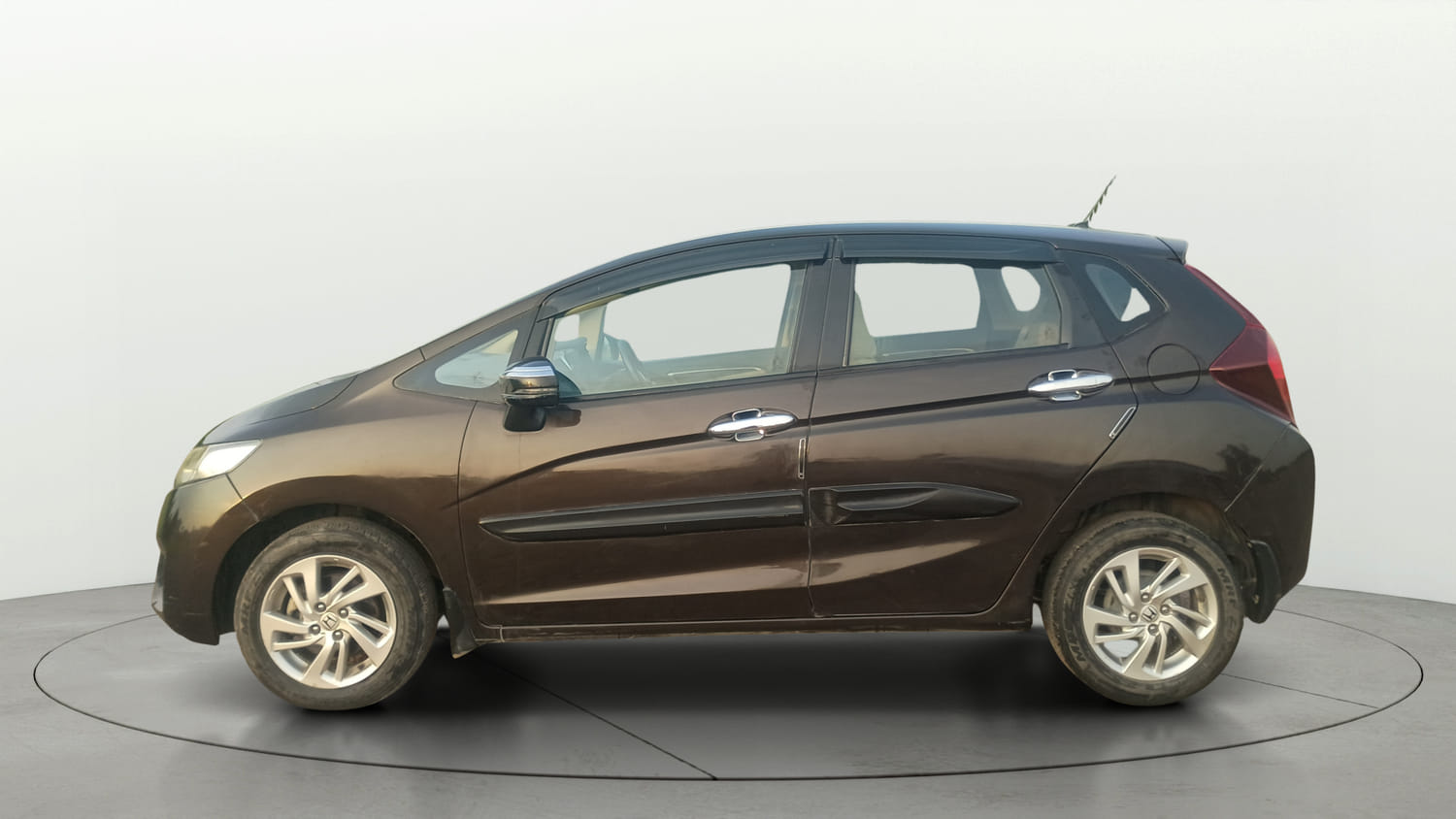 Used 2017 Honda Jazz V Petrol Petrol Manual exterior LEFT SIDE VIEW