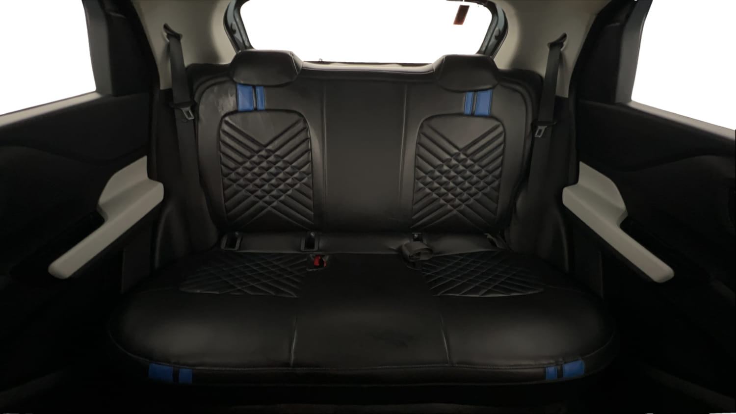 Used 2023 Tata Punch Accomplished MT Petrol Manual interior REAR SEAT CONDITION VIEW