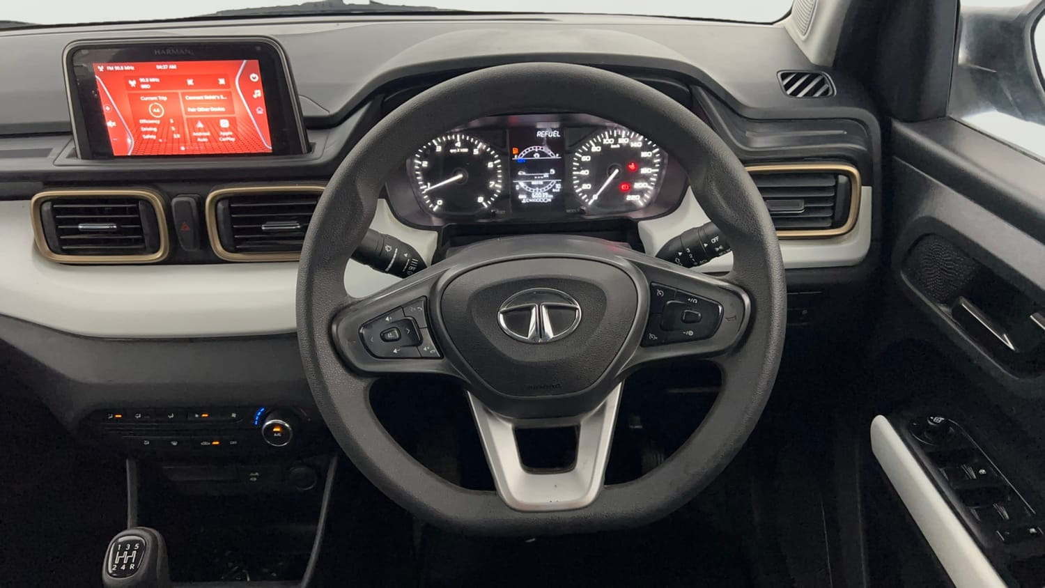 Used 2023 Tata Punch Accomplished MT Petrol Manual interior STEERING VIEW