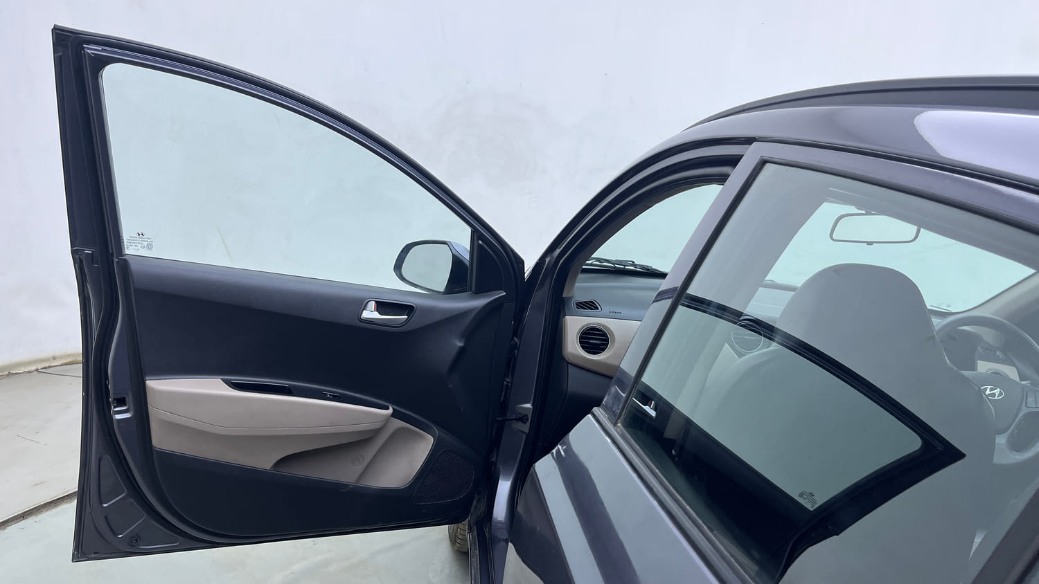 Used 2018 Hyundai Grand i10 Sportz AT 1.2 Kappa VTVT Petrol Automatic interior LEFT FRONT DOOR OPEN VIEW