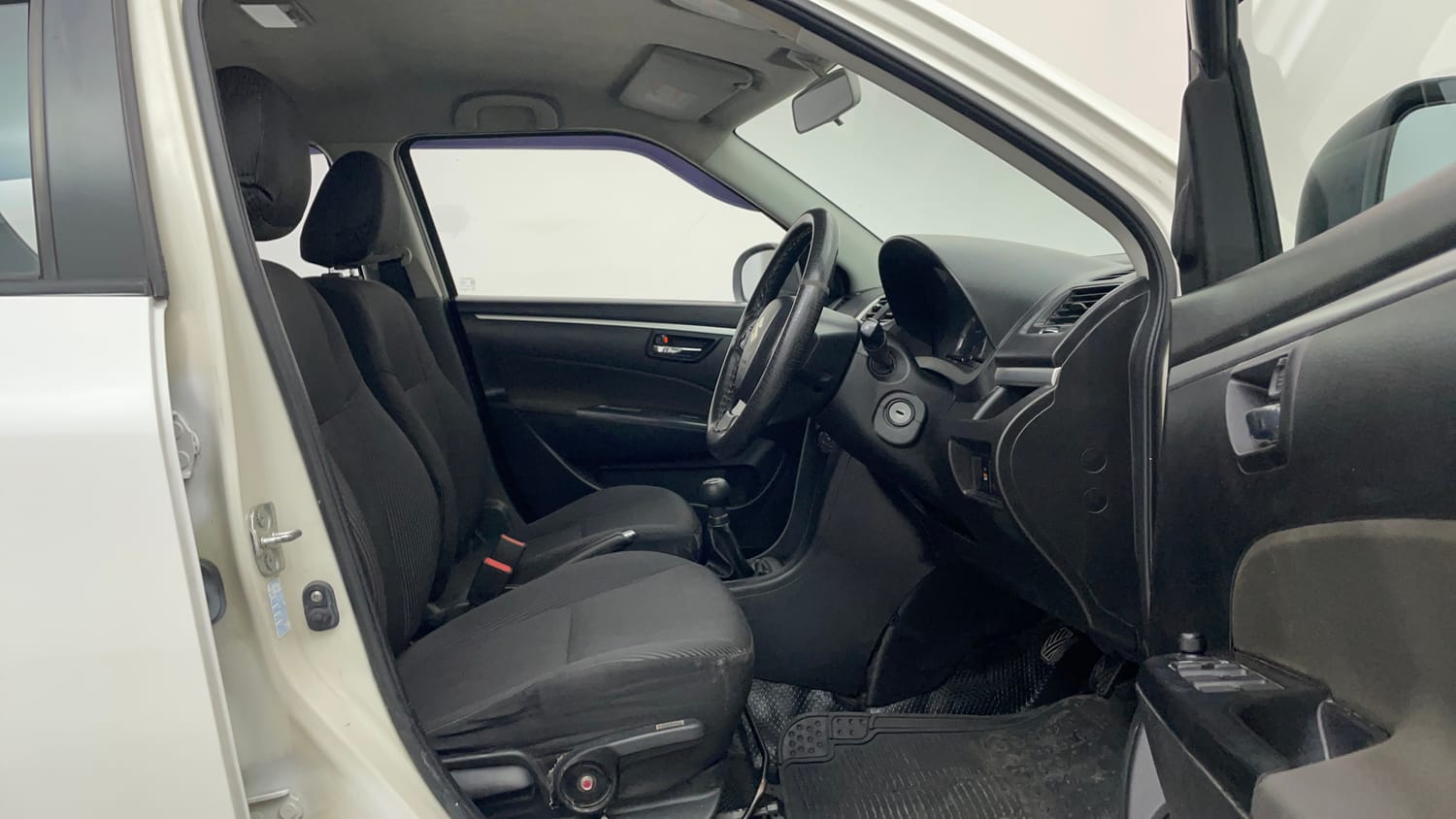 Used 2014 Maruti Suzuki Swift ZDi Diesel Manual interior RIGHT SIDE FRONT DOOR CABIN VIEW