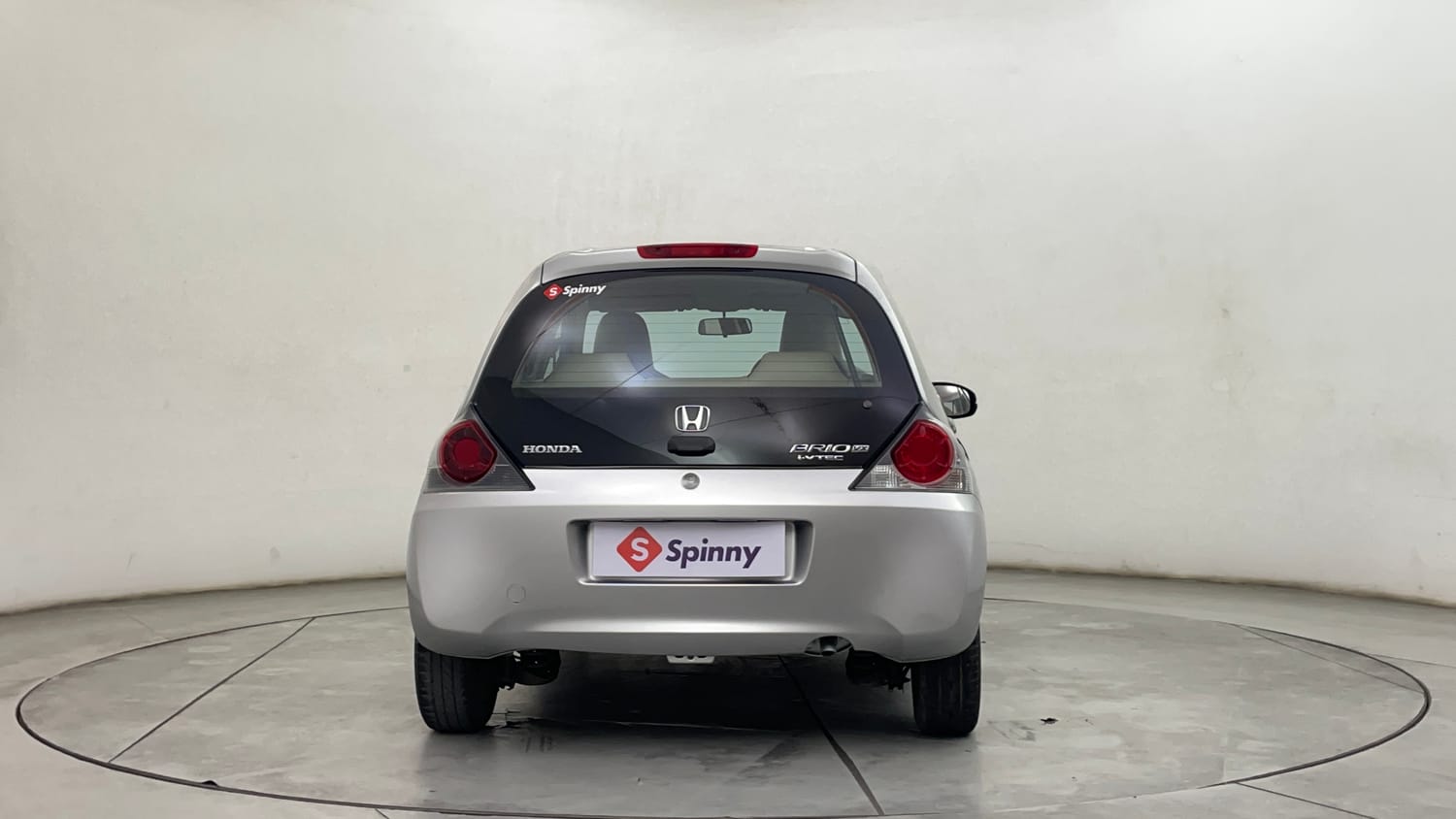 Used 2017 Honda Brio VX MT Petrol Manual exterior BACK VIEW