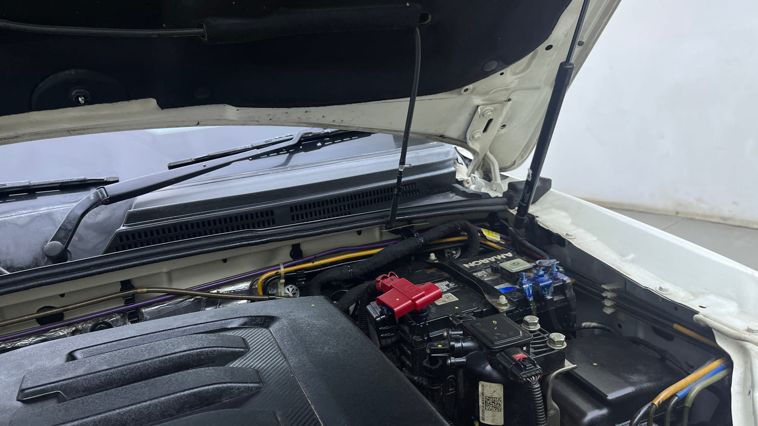 Used 2024 Mahindra Scorpio S3 Plus Diesel Manual engine ENGINE LEFT SIDE HINGE & APRON VIEW
