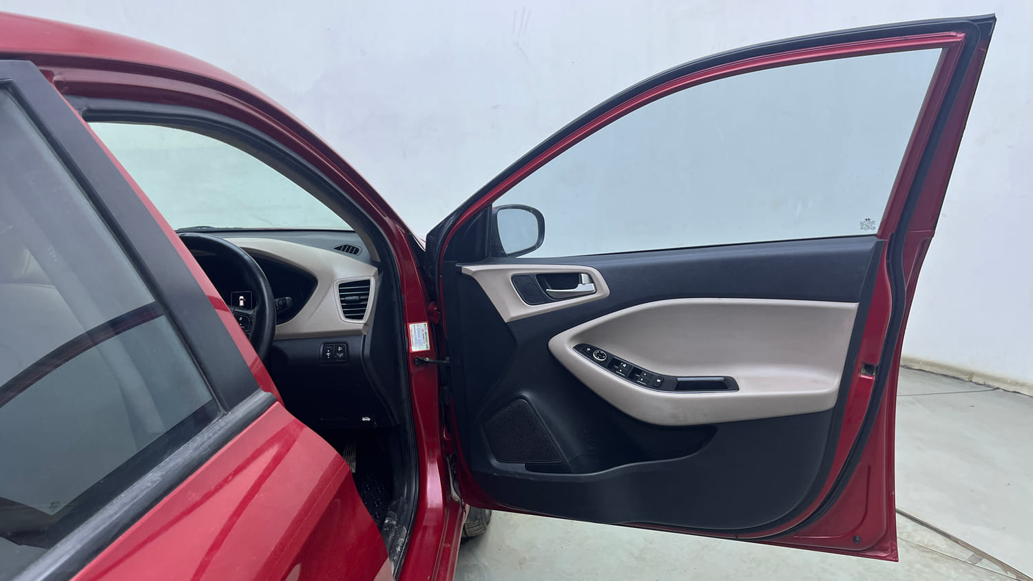 Used 2016 Hyundai Elite i20 Asta 1.2 Petrol Manual interior RIGHT FRONT DOOR OPEN VIEW