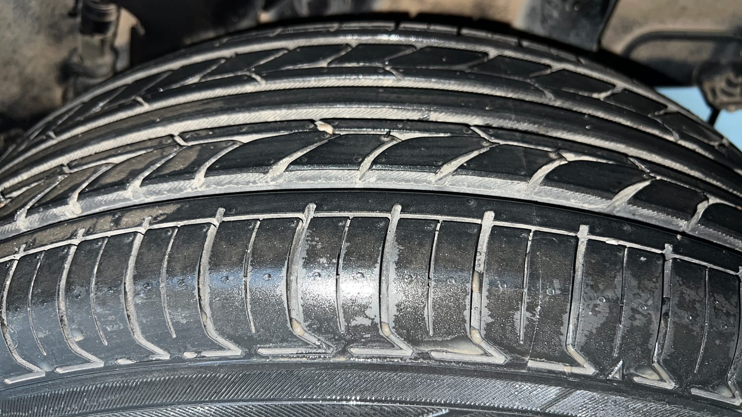 Used 2022 Hyundai Venue S Plus 1.2 Petrol Petrol Manual tyres LEFT REAR TYRE TREAD VIEW