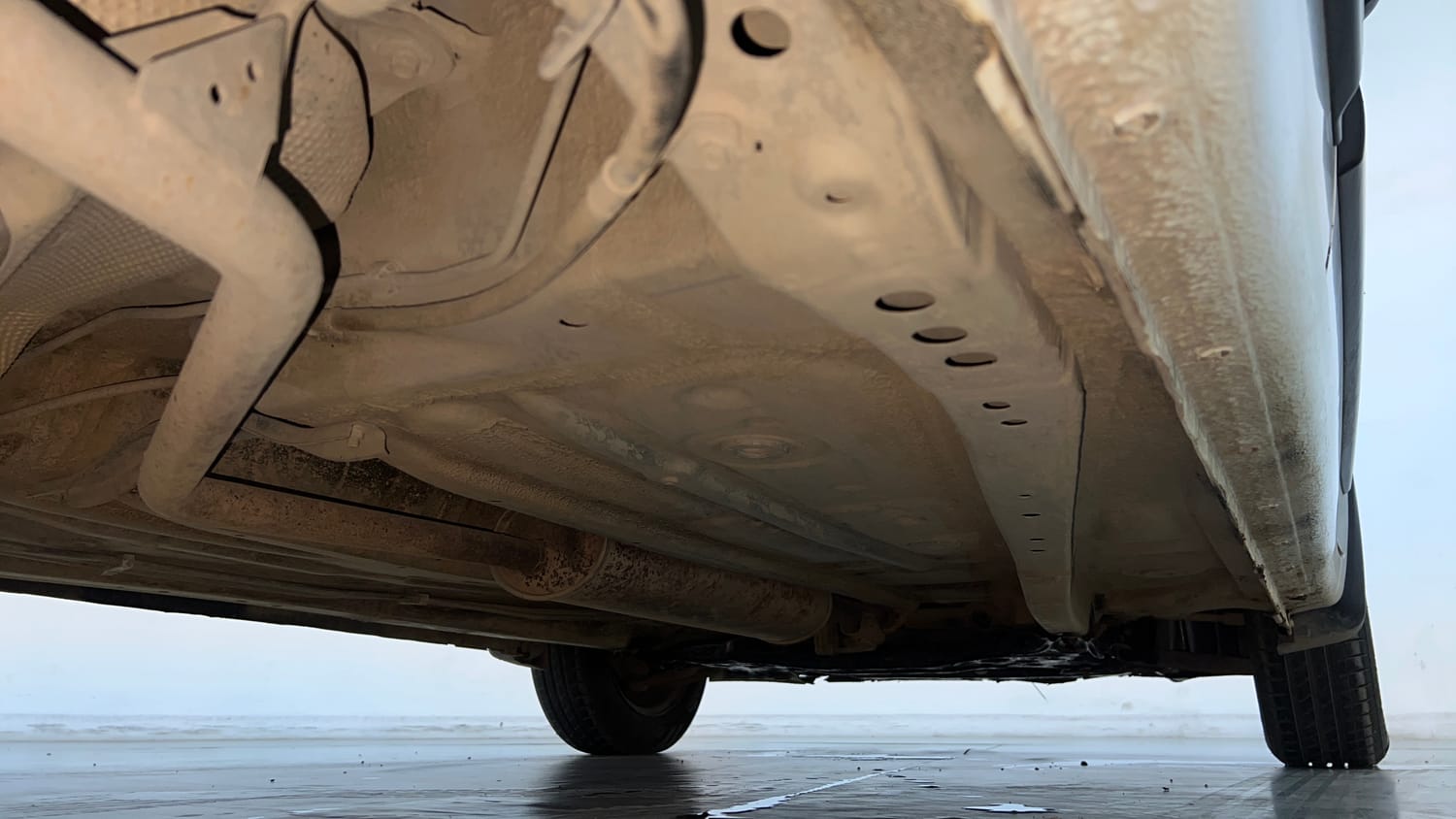 Used 2019 Maruti Suzuki Wagon R VXi 1.2 Petrol Manual extra REAR RIGHT UNDERBODY VIEW