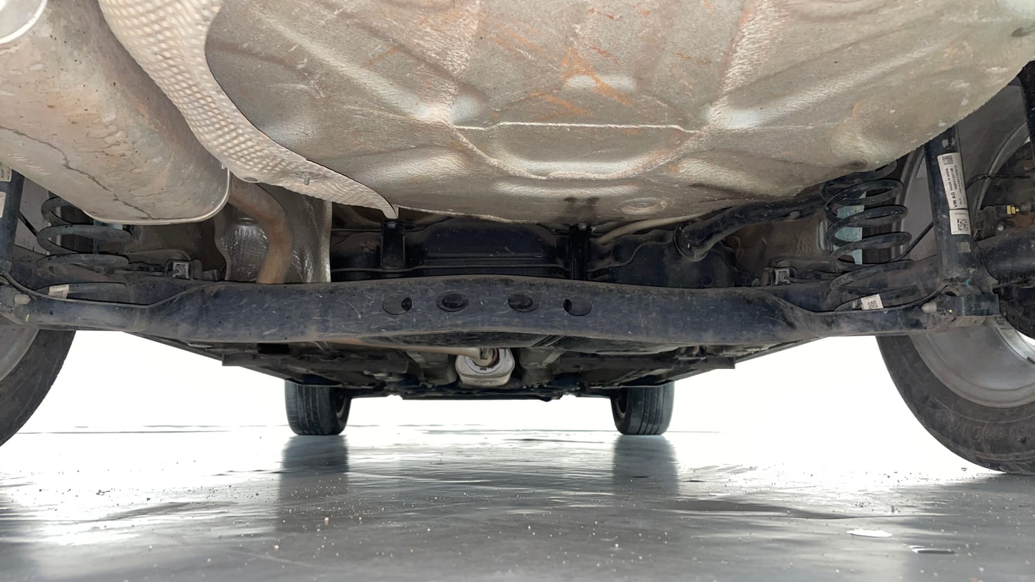Used 2024 Volkswagen Virtus Highline 1.0 TSI AT Petrol Automatic extra REAR UNDERBODY VIEW (TAKEN FROM REAR)