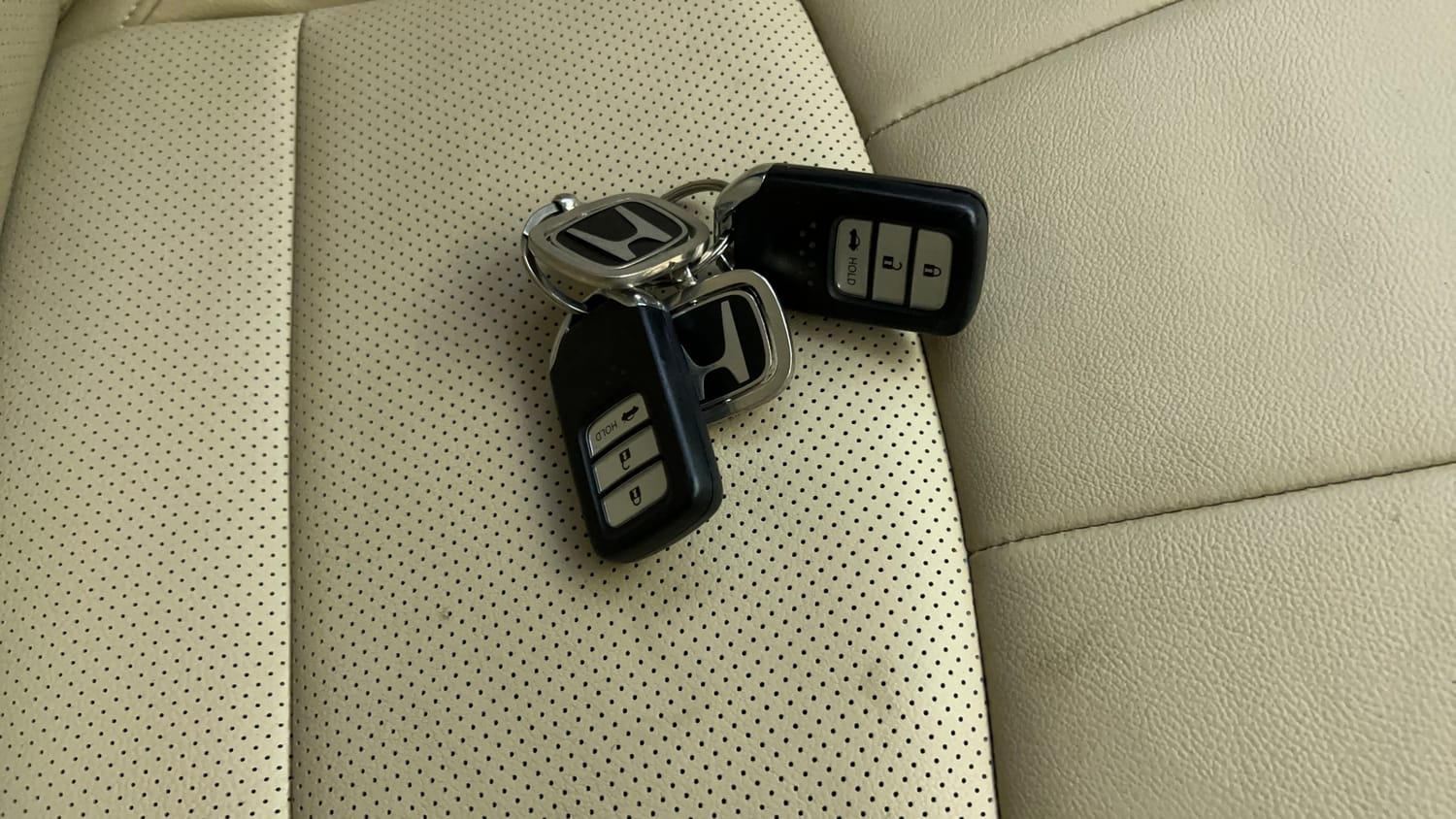 Used 2022 Honda City ZX Petrol Petrol Manual extra CAR KEY VIEW