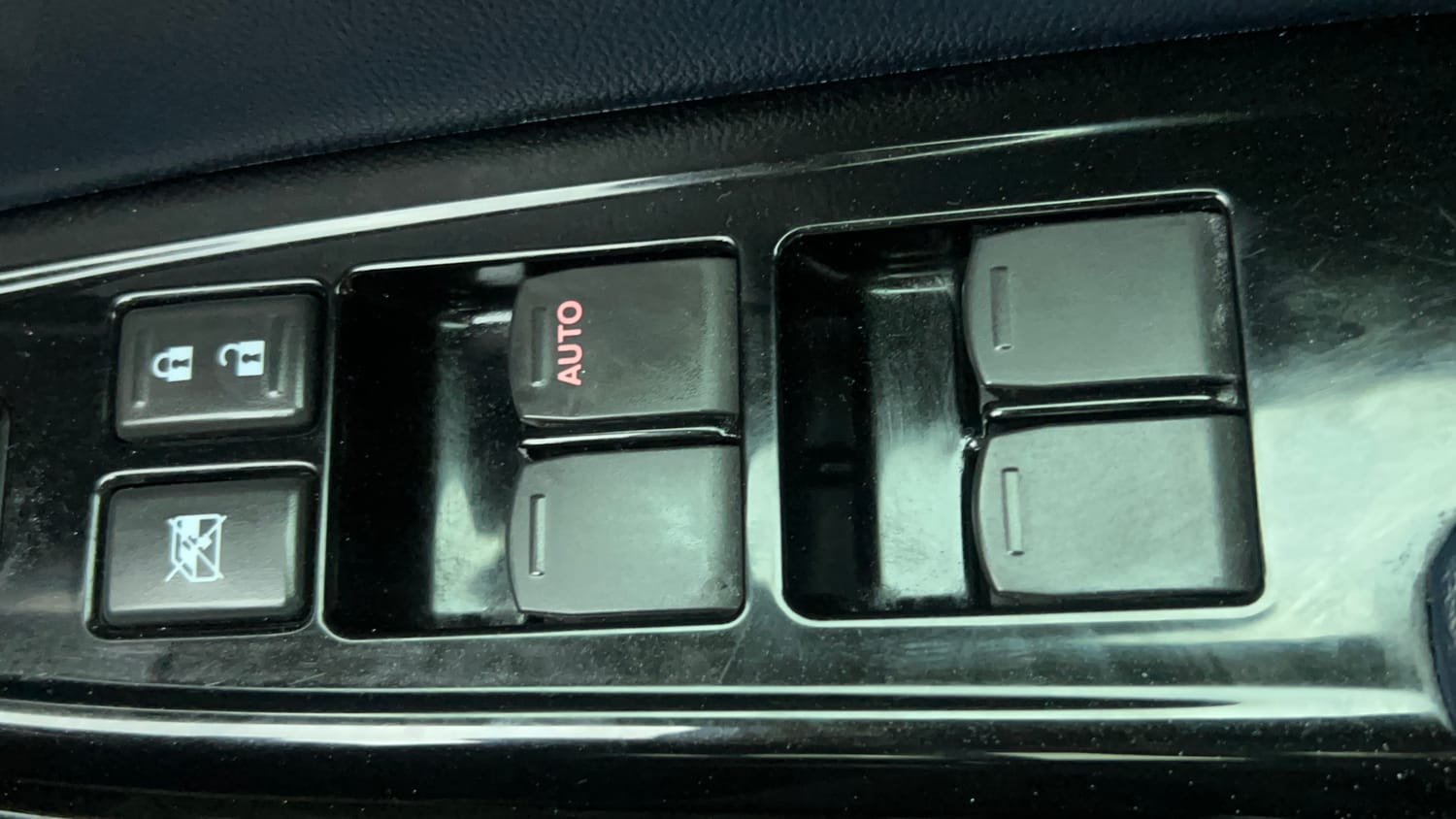 Used 2023 Maruti Suzuki Baleno Alpha AGS Petrol Automatic top_features Anti pinch power windows